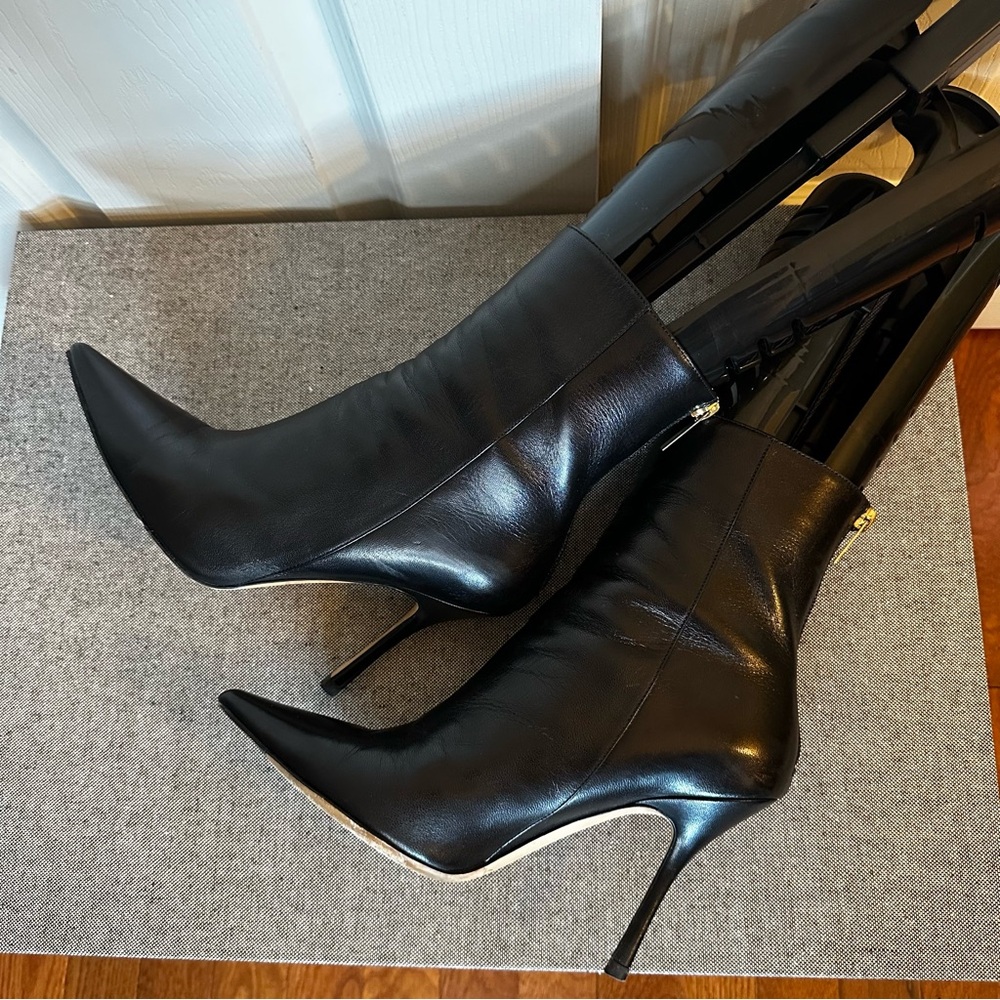 Jimmy Choo Black Ankle Booty pre-owned size 37
